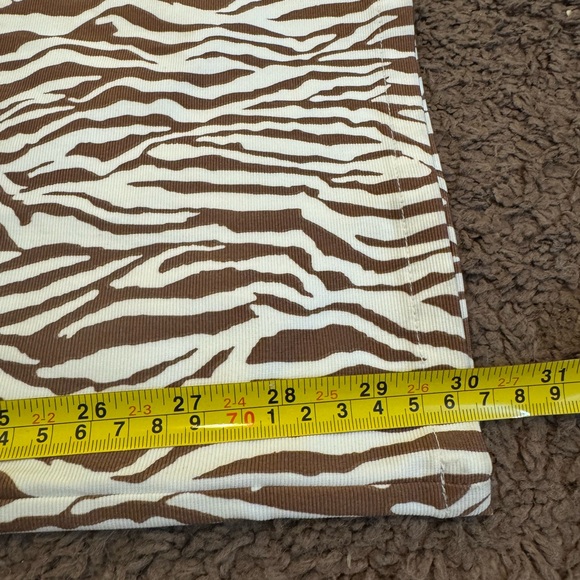 Wayf Brown White Zebra Print High Rise Pants Jeans Straight Leg XS 27 x 30 NEW - Picture 6 of 9